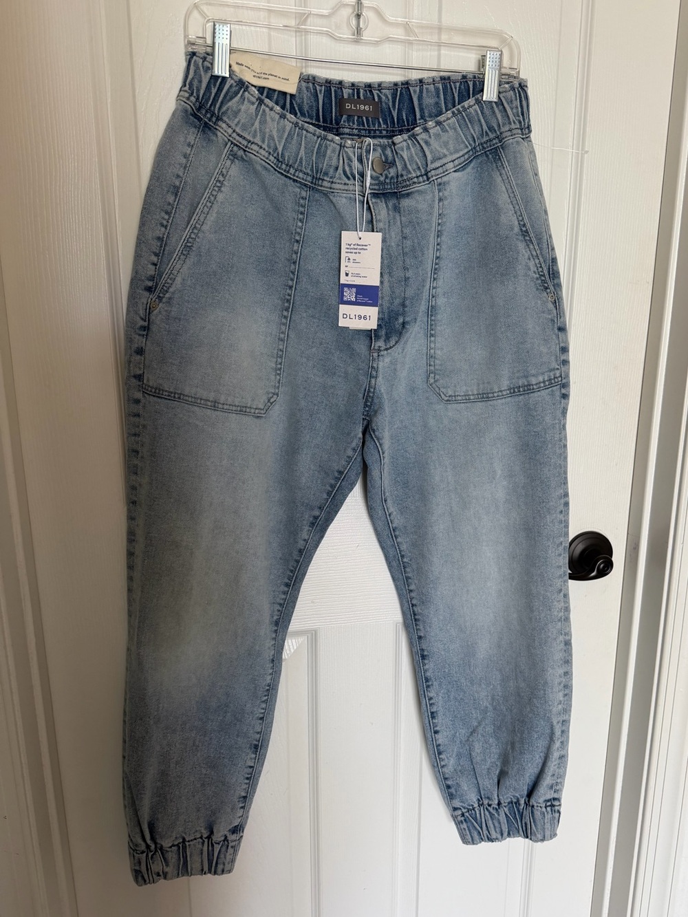 DL1961 Vintage Laura Super Light High Rise Jogger Jean 29 NWT - Picture 4 of 11